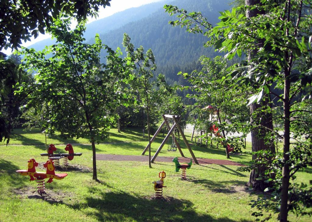 Appartements Haus Bachmann Innichen Exteriör bild