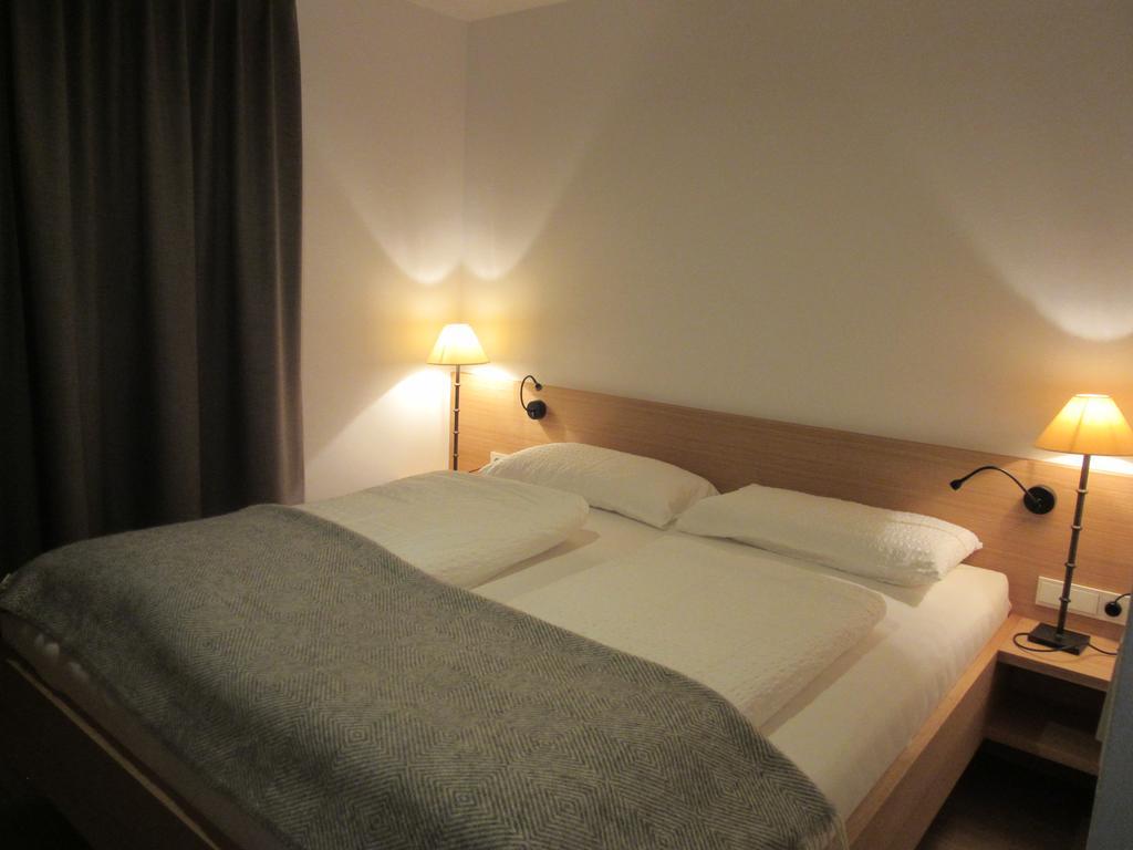 Appartements Haus Bachmann Innichen Exteriör bild