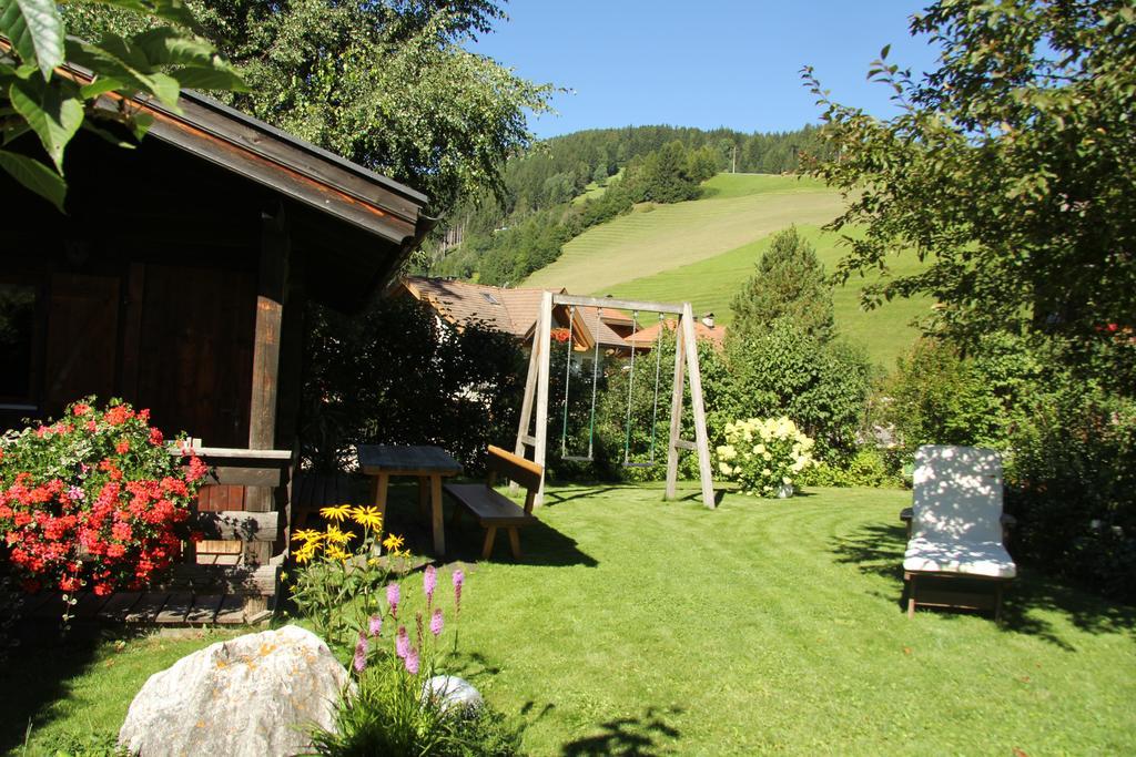 Appartements Haus Bachmann Innichen Exteriör bild