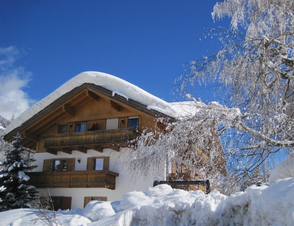 Appartements Haus Bachmann Innichen Exteriör bild