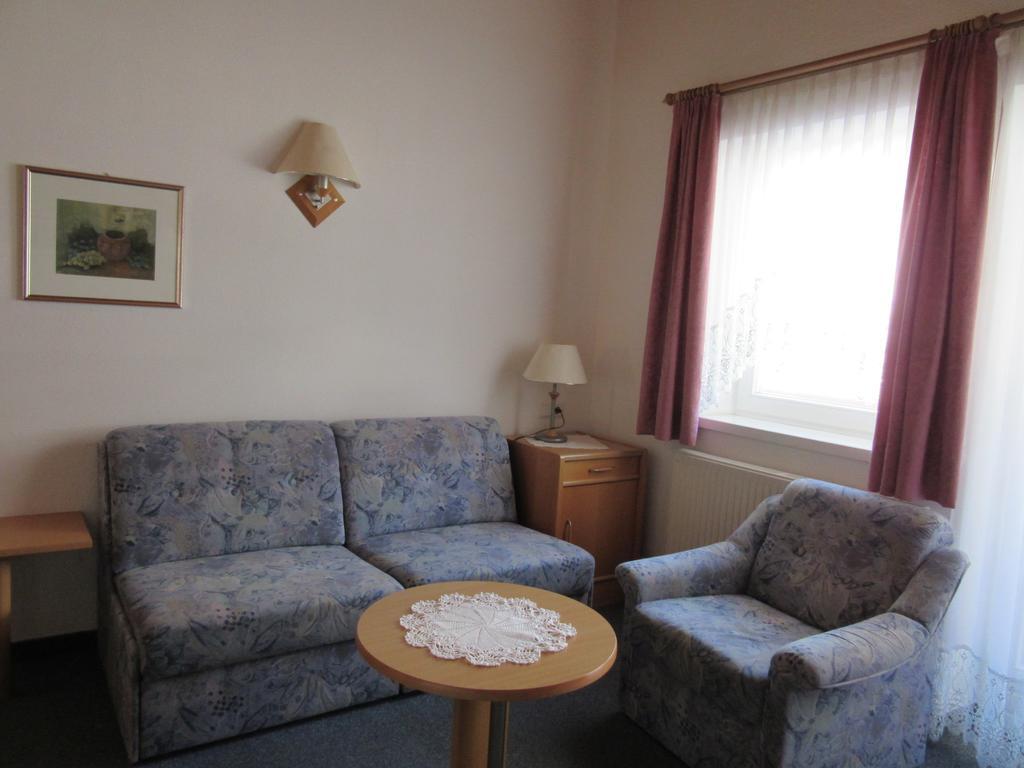 Appartements Haus Bachmann Innichen Exteriör bild